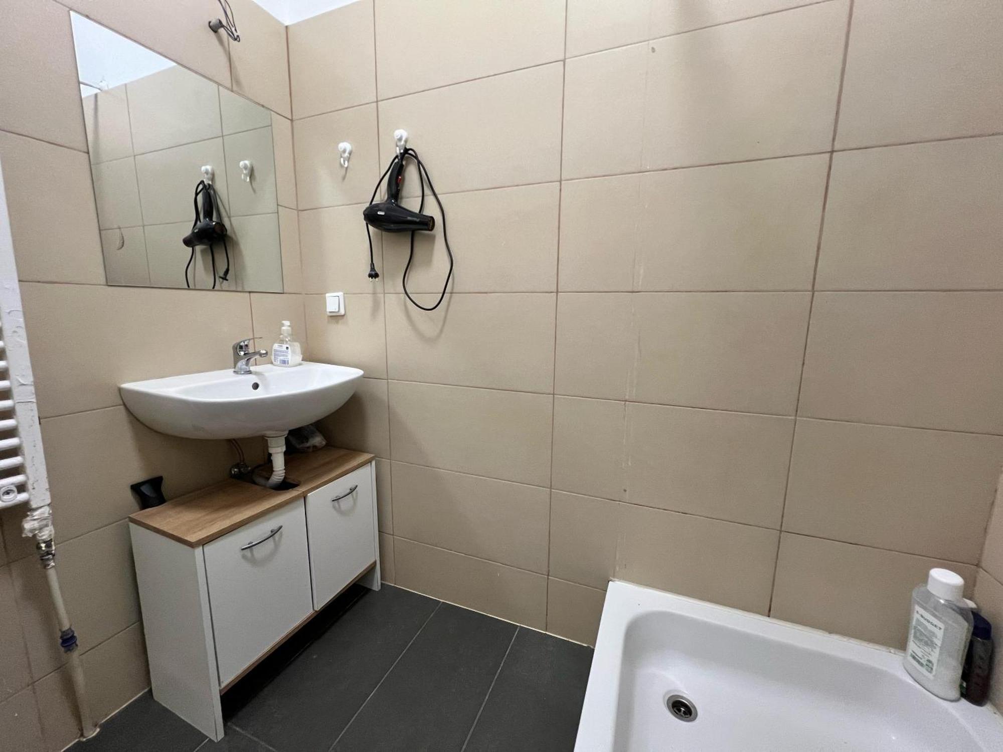 Comfortable 3Br Apt Prime Location In Wina Bagian luar foto