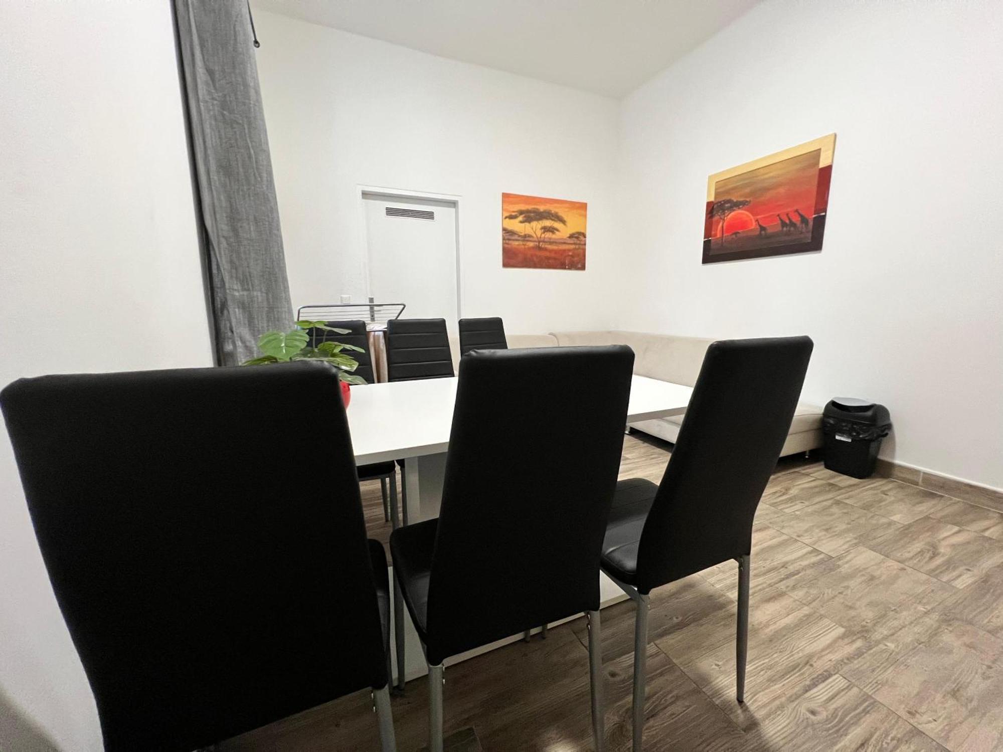 Comfortable 3Br Apt Prime Location In Wina Bagian luar foto
