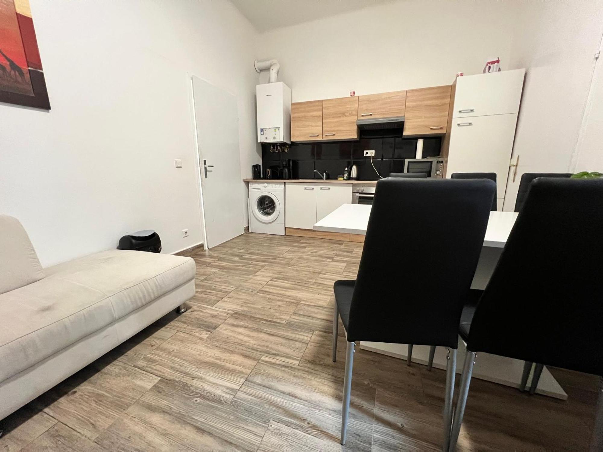 Comfortable 3Br Apt Prime Location In Wina Bagian luar foto